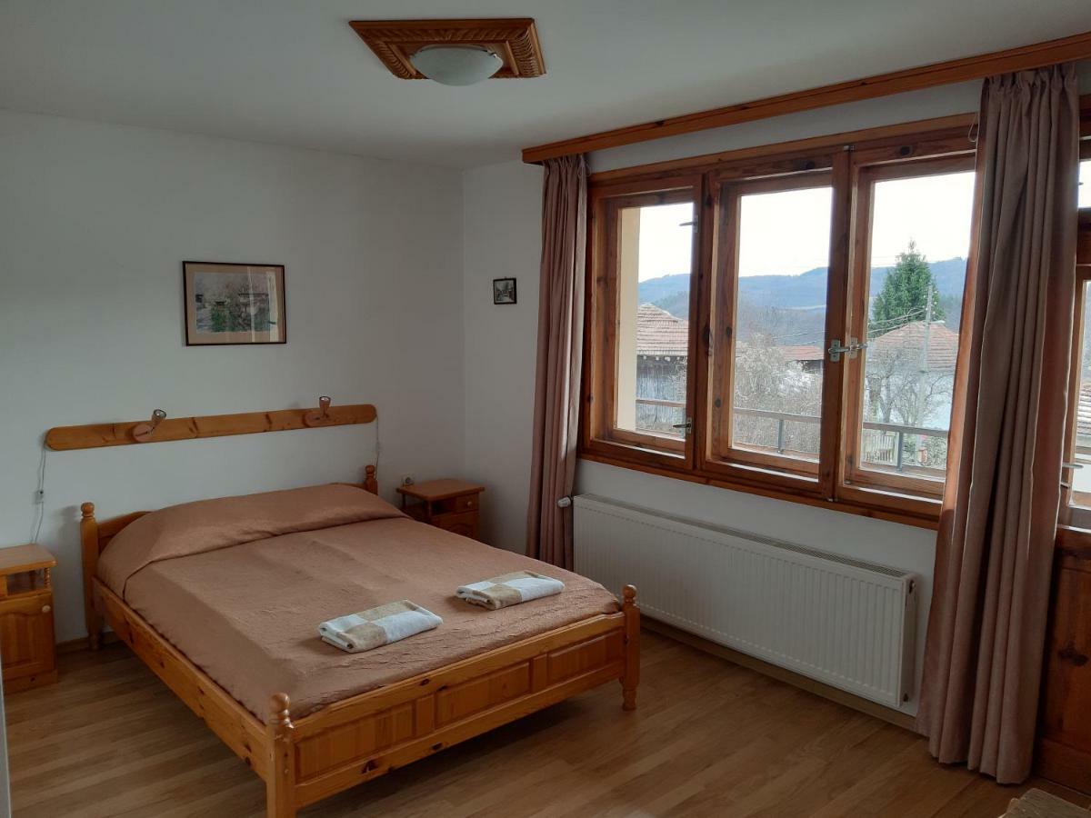 Къща Поколения Tryavna Eksteriør billede